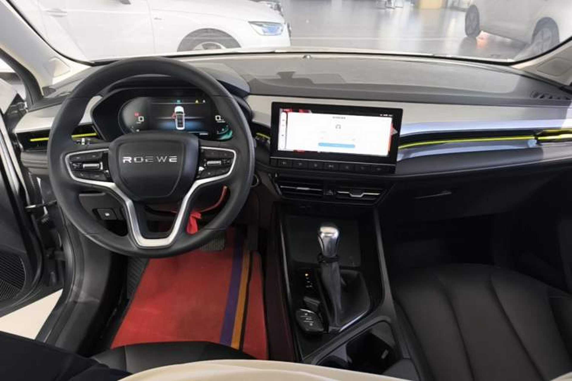 Used Roewe i5 2021 Revised Version 1.5L CVT Diamond Edition Center Console