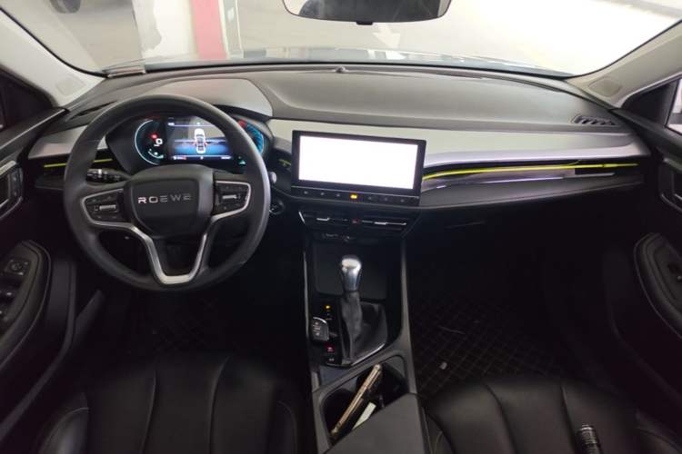 Used Roewe i5 2021 1.5L CVT Diamond Edition Center Console