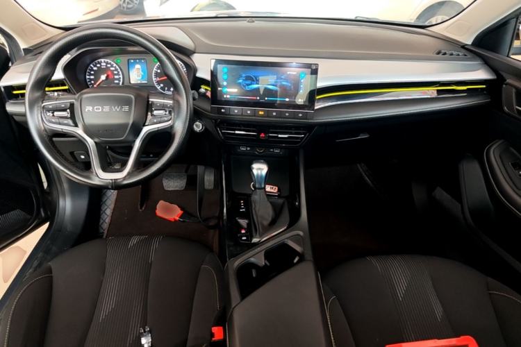 Used Roewe i5 2021 1.5L CVT Platinum Edition Center Console