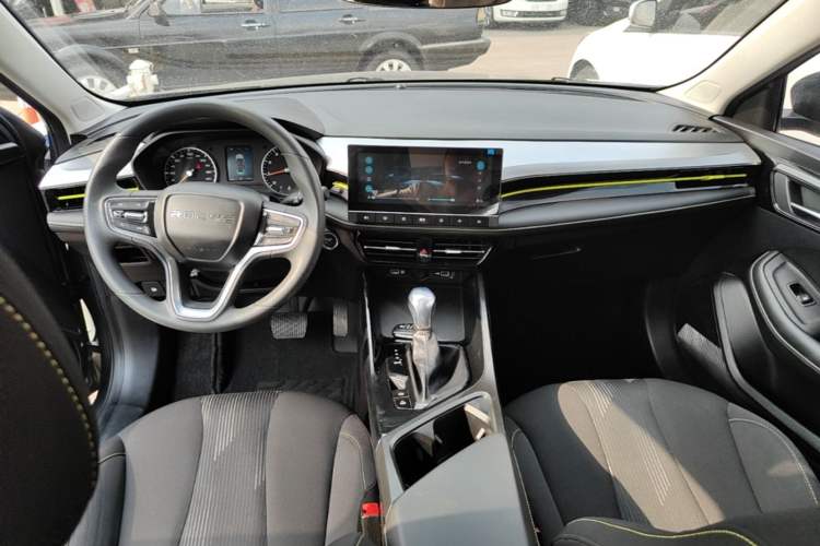 Used Roewe i5 2021 1.5L CVT Platinum Edition Center Console