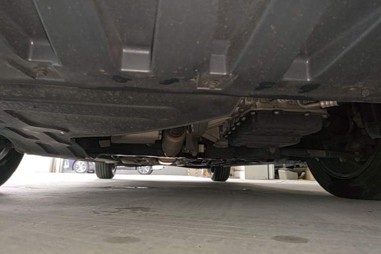 Used Roewe i5 2021 1.5L CVT Diamond Edition Chassis Front