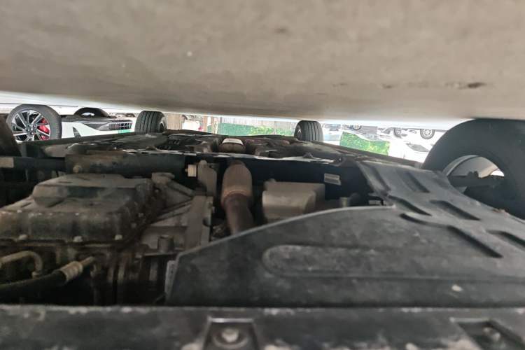 Used Roewe i5 2021 1.5L CVT Diamond Edition Chassis Front