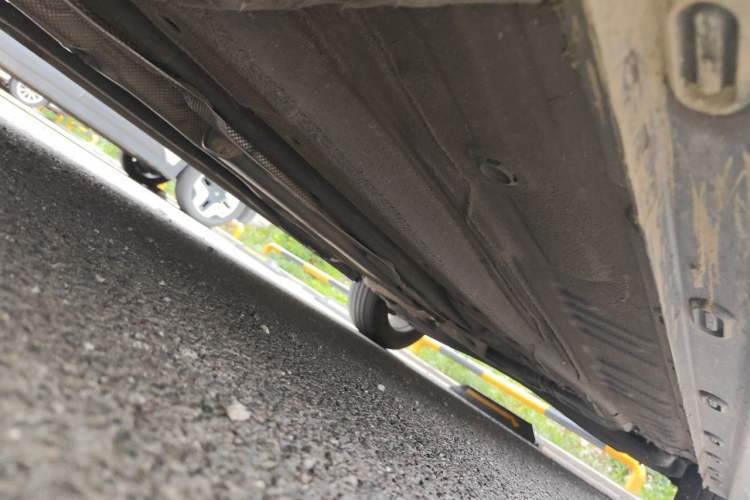 Used Roewe i5 2021 1.5L CVT Diamond Edition Chassis Front Left