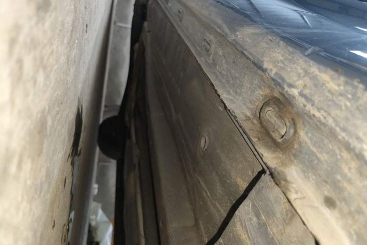 Used Roewe i5 2021 1.5L CVT Diamond Edition Chassis Front Right
