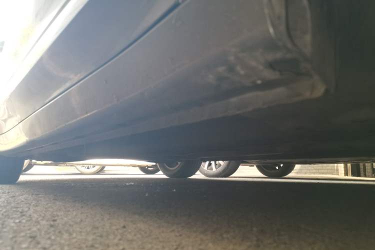 Used Roewe i5 2021 1.5L CVT Diamond Edition Chassis Front Right