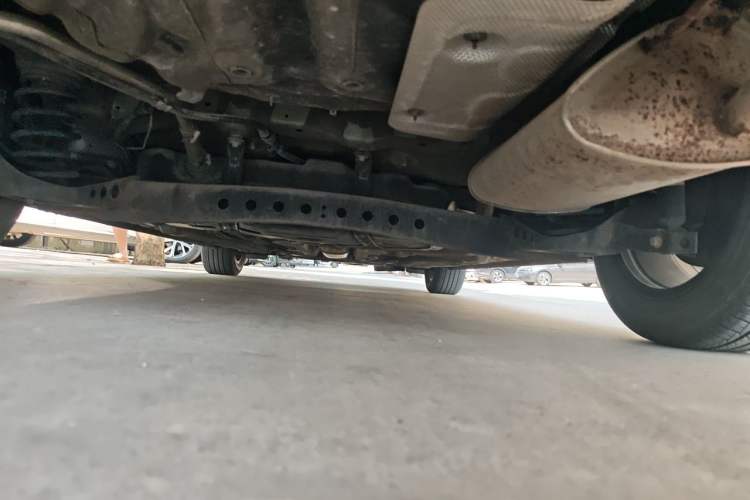 Used Roewe i5 2021 1.5L CVT Diamond Edition Chassis Rear