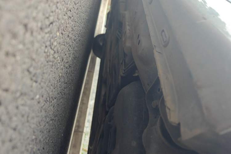 Used Roewe i5 2021 1.5L CVT Diamond Edition Chassis Rear Left