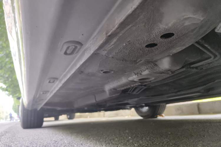 Used Roewe i5 2021 1.5L CVT Diamond Edition Chassis Rear Left