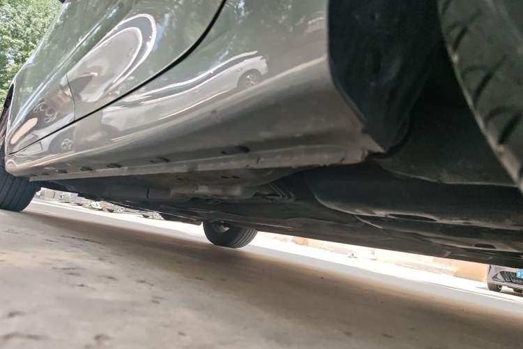 Used Roewe i5 2021 1.5L CVT Diamond Edition Chassis Rear Left