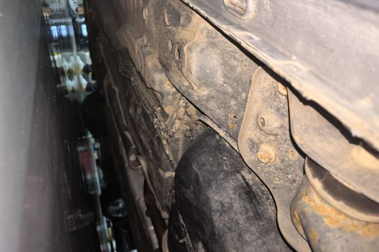 Used Roewe i5 2021 1.5L CVT Diamond Edition Chassis Rear Left