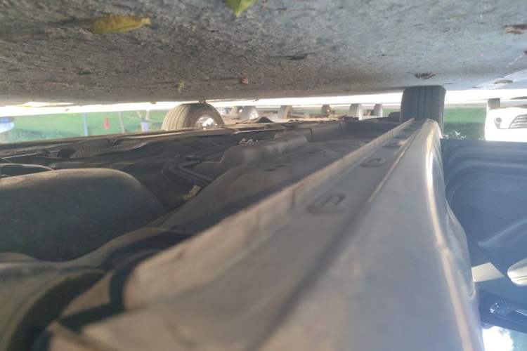Used Roewe i5 2021 1.5L CVT Diamond Edition Chassis Rear Left