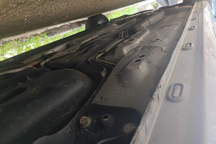 Used Roewe i5 2021 1.5L CVT Diamond Edition Chassis Rear Left