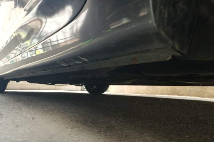 Used Roewe i5 2021 1.5L CVT Diamond Edition Chassis Rear Left
