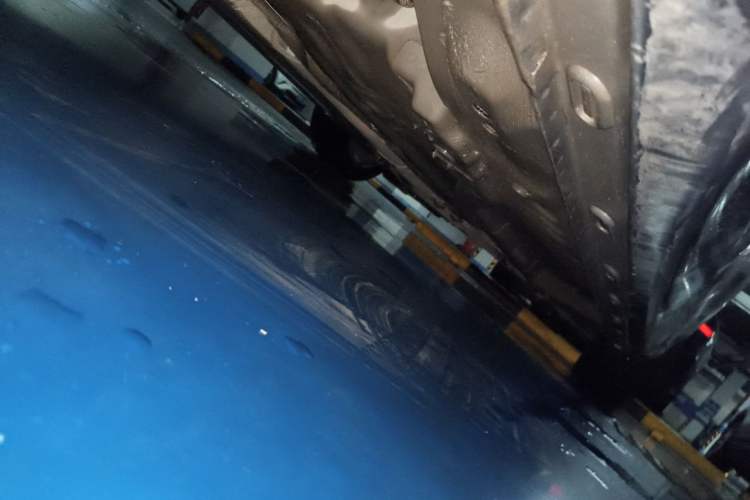 Used Roewe i5 2021 1.5L CVT Platinum Edition Chassis Rear Right