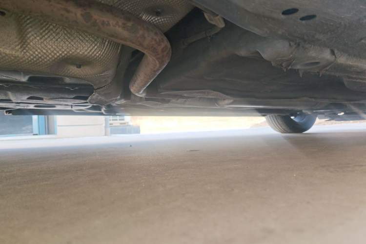 Used Roewe i5 2021 1.5L CVT Starry Edition Chassis Rear Right