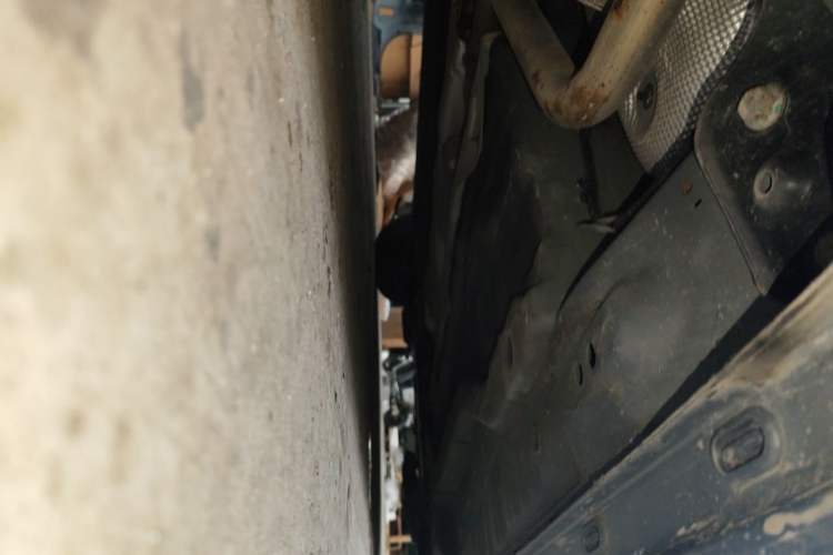 Used Roewe i5 2021 1.5L CVT Diamond Edition Chassis Rear Right