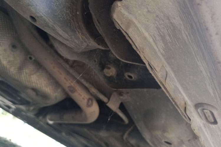 Used Roewe i5 2021 1.5L Manual Platinum Edition Chassis Rear Right