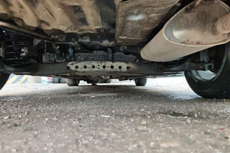 Used Roewe i5 2021 1.5L CVT Platinum Edition Chassis Rear