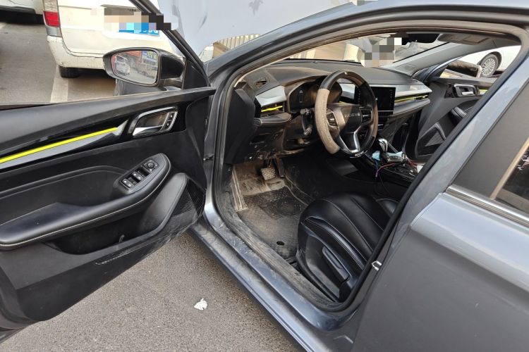 Used Roewe i5 2021 1.5L CVT Diamond Edition Driver Seat