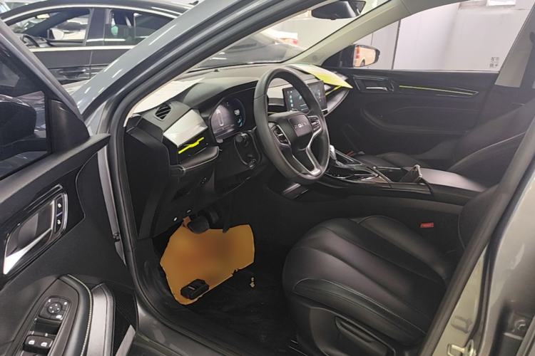 Used Roewe i5 2021 1.5L CVT Diamond Edition Driver Seat