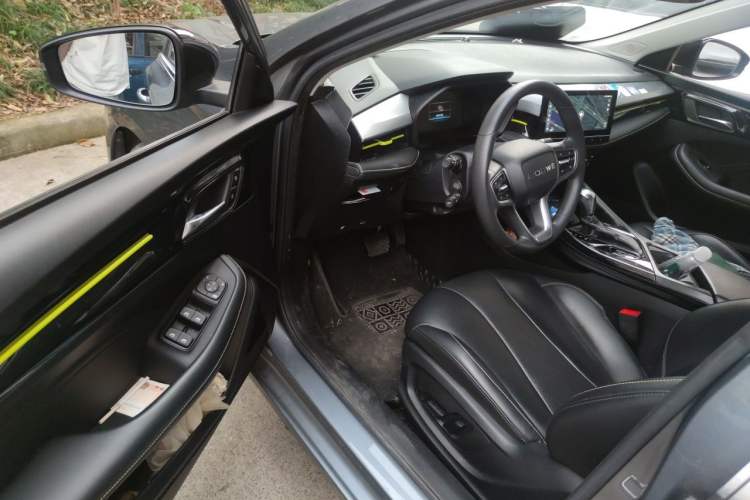 Used Roewe i5 2021 1.5L CVT Starry Edition Driver Seat