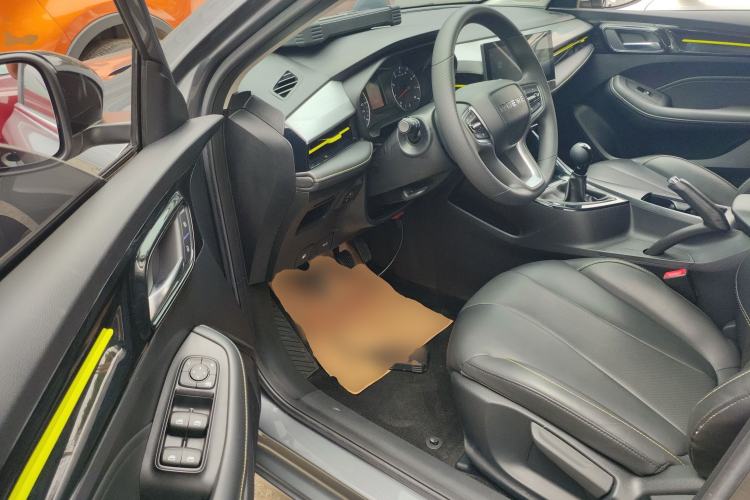 Used Roewe i5 2021 1.5L Manual Diamond Edition Driver Seat