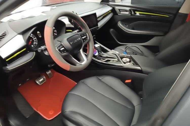 Used Roewe i5 2021 1.5L CVT Platinum Edition Driver Seat