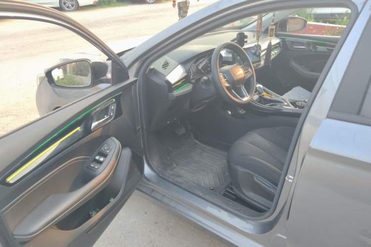 Used Roewe i5 2021 1.5L CVT Platinum Edition Driver Seat