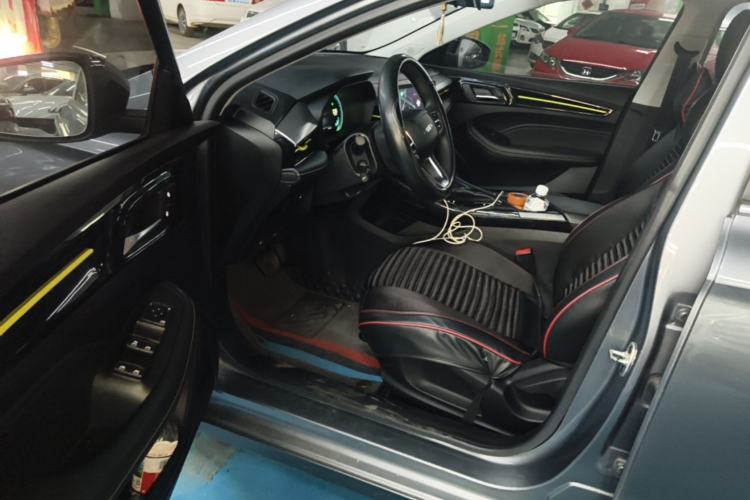 Used Roewe i5 2021 1.5L CVT Diamond Edition Driver Seat