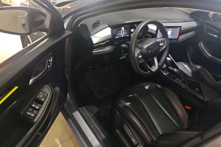 Used Roewe i5 2021 1.5L CVT Diamond Edition Driver Seat