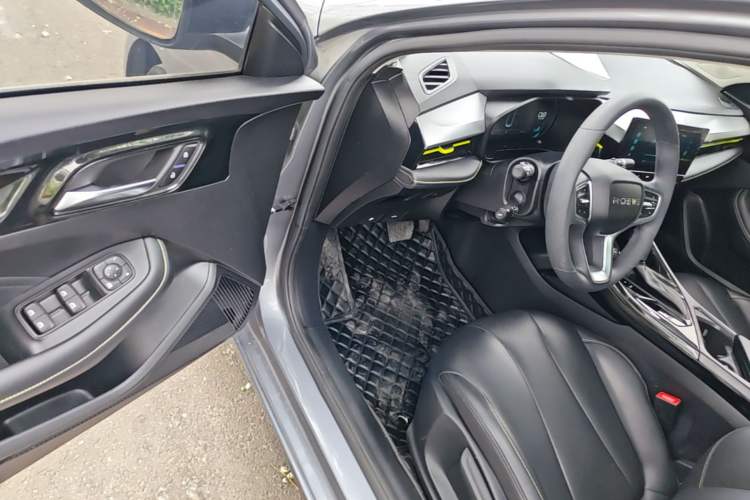 Used Roewe i5 2021 1.5L CVT Diamond Edition Driver Seat