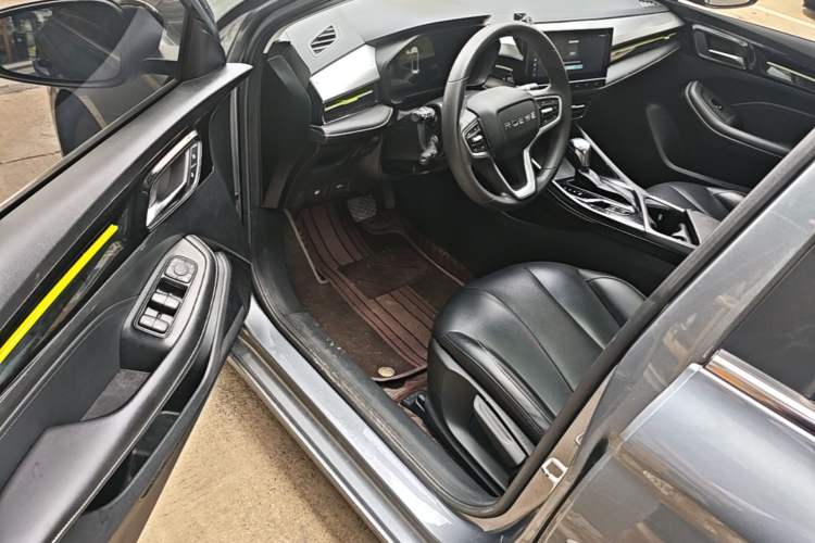 Used Roewe i5 2021 Revised Version 1.5L CVT Diamond Edition Driver Seat