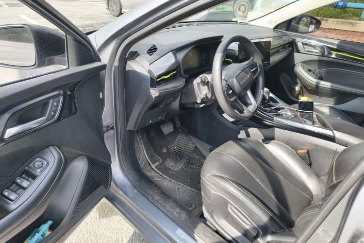 Used Roewe i5 2021 Revised Version 1.5L CVT Diamond Edition Driver Seat