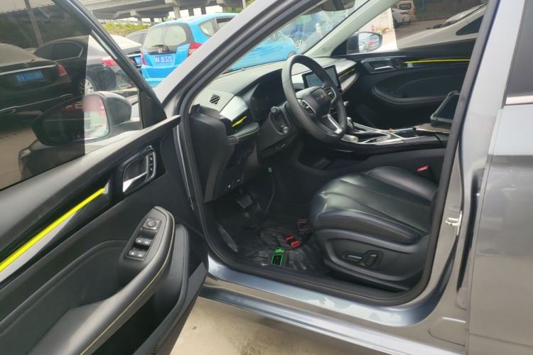Used Roewe i5 2021 1.5L CVT Starry Edition Driver Seat