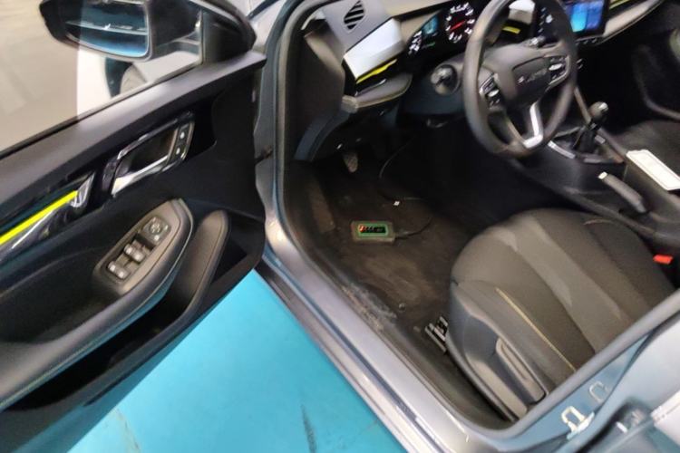 Used Roewe i5 2021 1.5L Manual Platinum Edition Driver Seat
