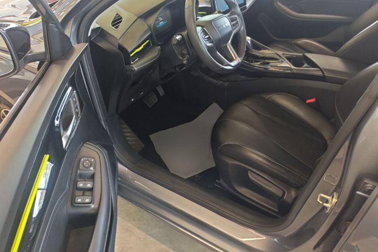 Used Roewe i5 2021 1.5L CVT Diamond Edition Driver Seat