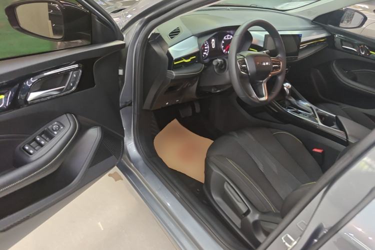 Used Roewe i5 2021 1.5L CVT Platinum Edition Driver Seat
