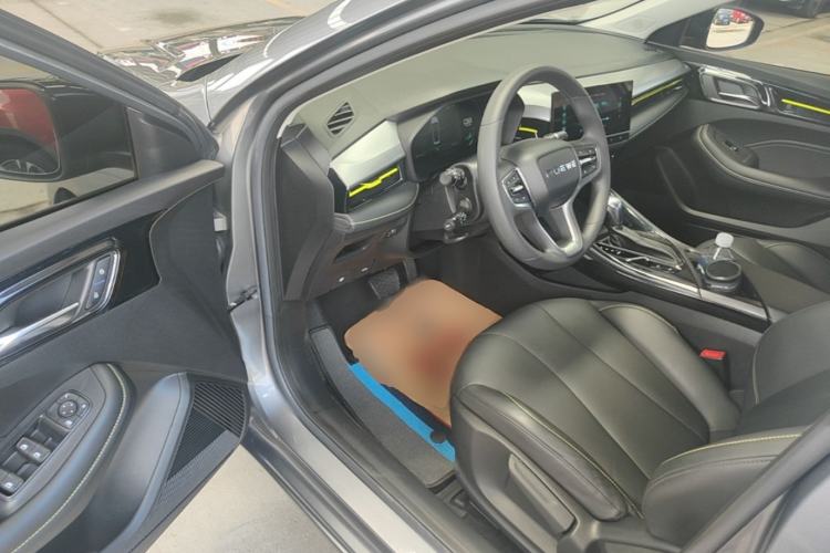 Used Roewe i5 2021 1.5L CVT Diamond Edition Driver Seat