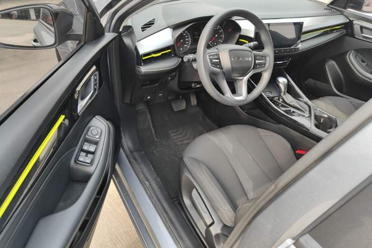 Used Roewe i5 2021 1.5L CVT Platinum Edition Driver Seat