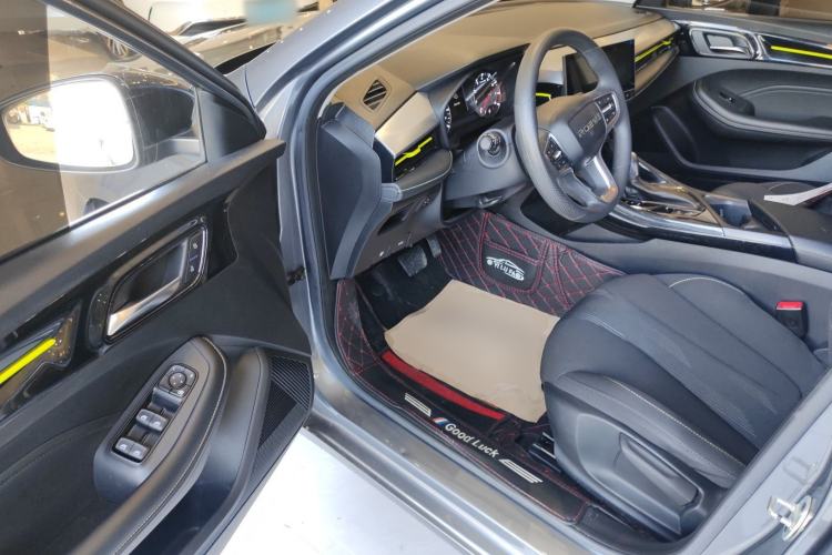 Used Roewe i5 2021 1.5L CVT Platinum Edition Driver Seat