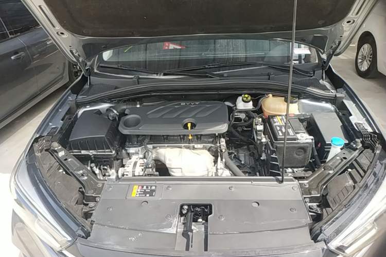 Used Roewe i5 2021 1.5L CVT Starry Edition Engine Bay