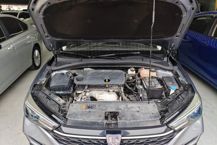 Used Roewe i5 2021 1.5L CVT Diamond Edition Engine Bay