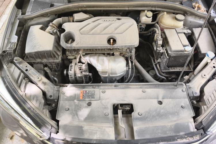Used Roewe i5 2021 1.5L CVT Diamond Edition Engine Bay