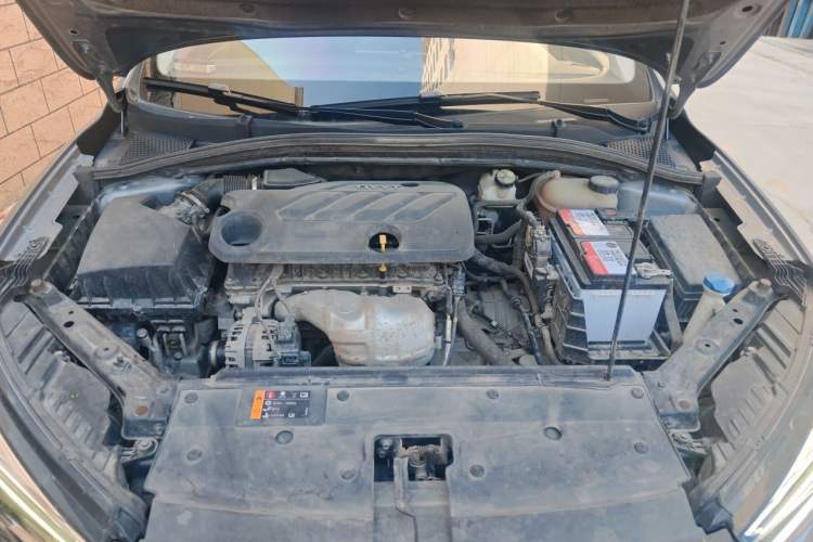 Used Roewe i5 2021 1.5L CVT Starry Edition Engine Bay
