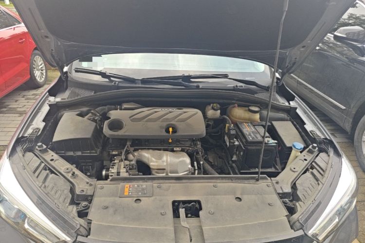 Used Roewe i5 2021 Revised Version 1.5L CVT Diamond Edition Engine Bay