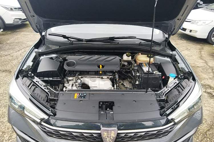 Used Roewe i5 2021 Revised Version 1.5L CVT Diamond Edition Engine Bay