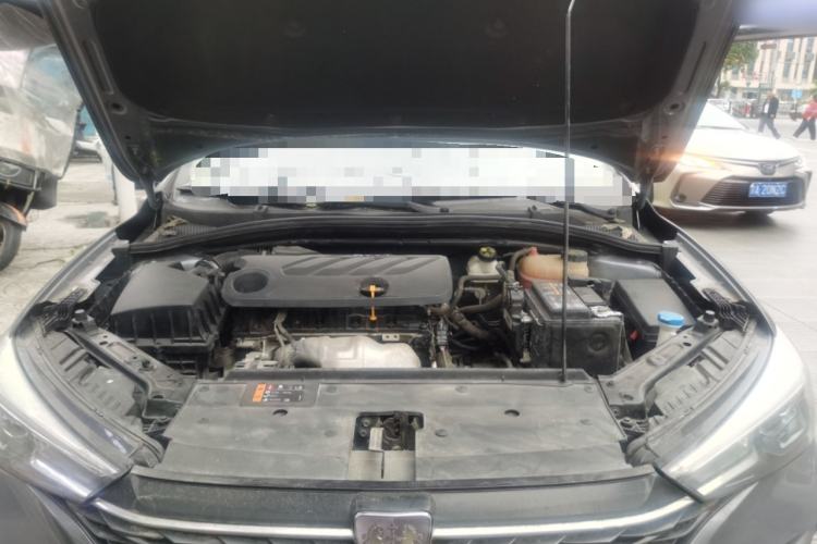 Used Roewe i5 2021 1.5L CVT Diamond Edition Engine Bay