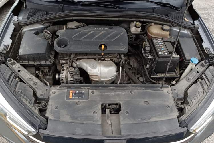 Used Roewe i5 2021 Revised Version 1.5L CVT Diamond Edition Engine Bay
