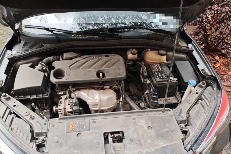 Used Roewe i5 2021 1.5L CVT Diamond Edition Engine Bay