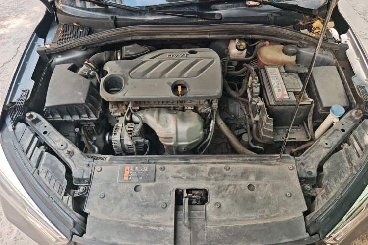 Used Roewe i5 2021 1.5L CVT Diamond Edition Engine Bay